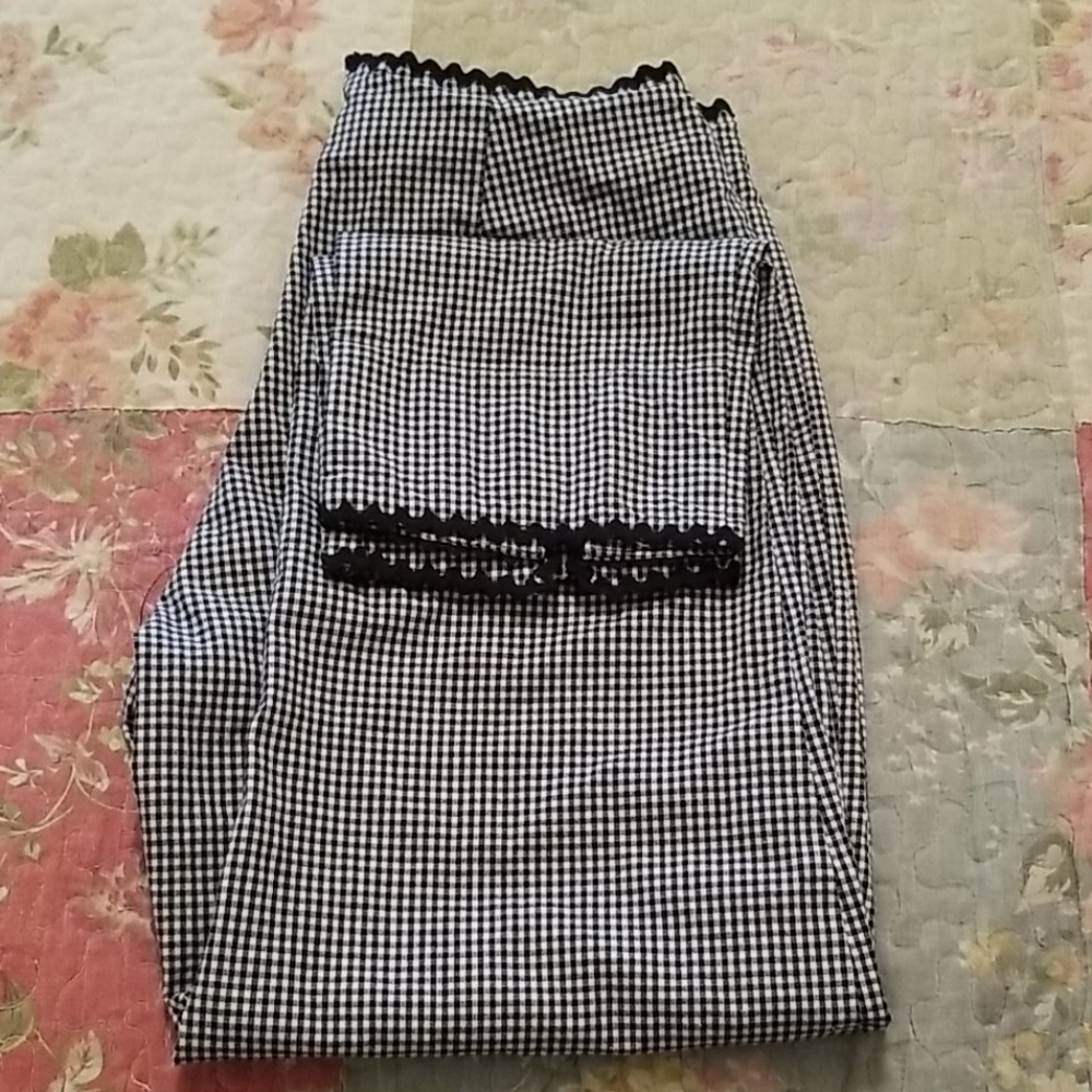 Cache size 2 plaid pants